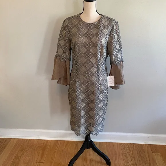 Curete Dress Embroidered Lace Bell Sleeves Taupe Women’s size 10 NWT Wedding - Picture 1 of 12